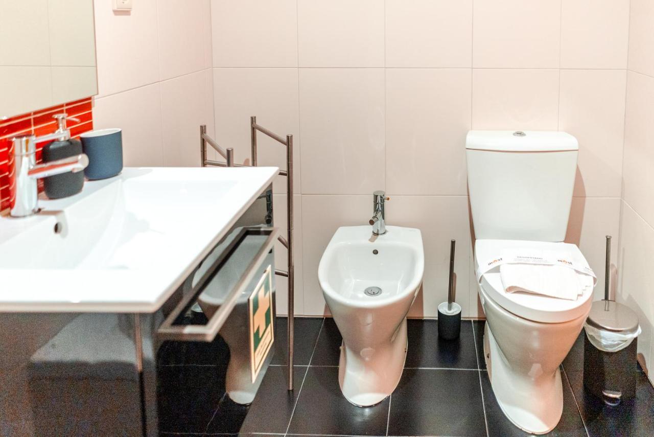 Cozy Studio In The Heart Of Lapa - 5Min Walk To Metro! Porto Bagian luar foto